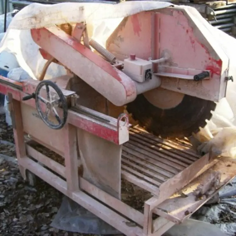 DITREMA Dachs 900