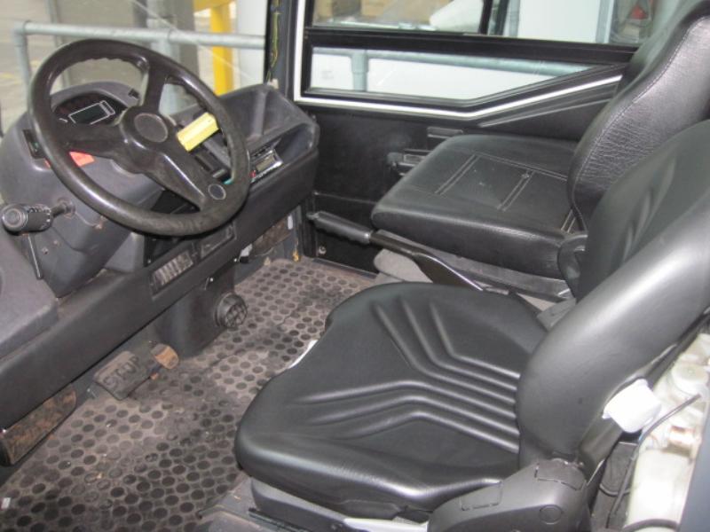 Gepflegte Flurförderfahrzeuge-4