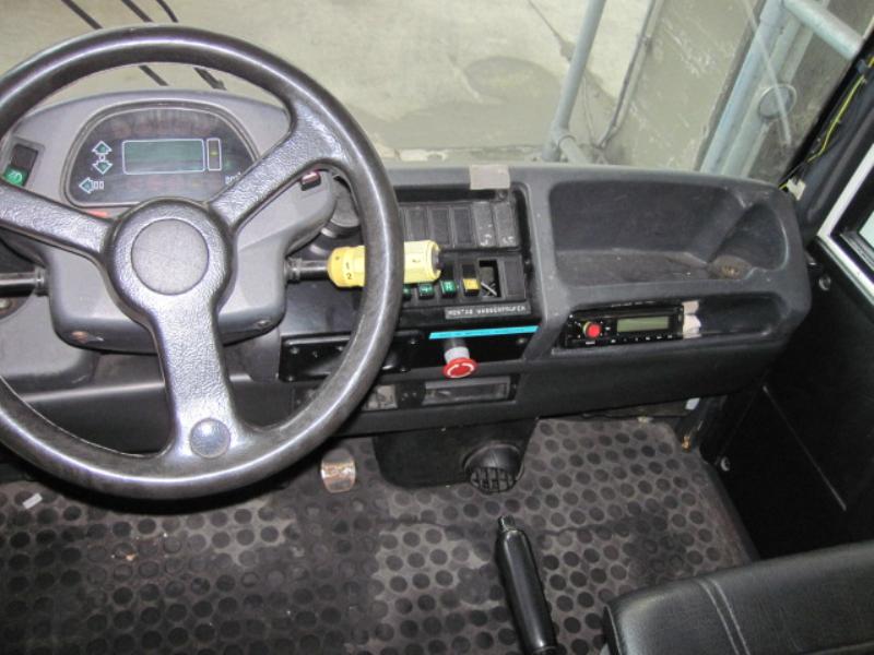 Gepflegte Flurförderfahrzeuge-5