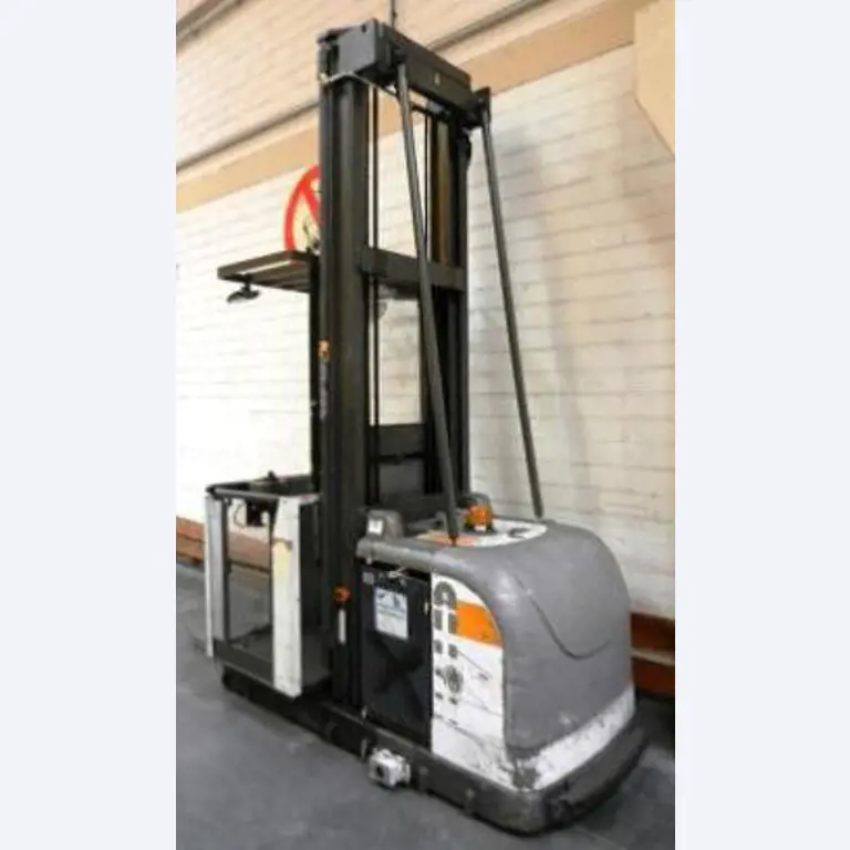 Gepflegte Flurförderfahrzeuge-3