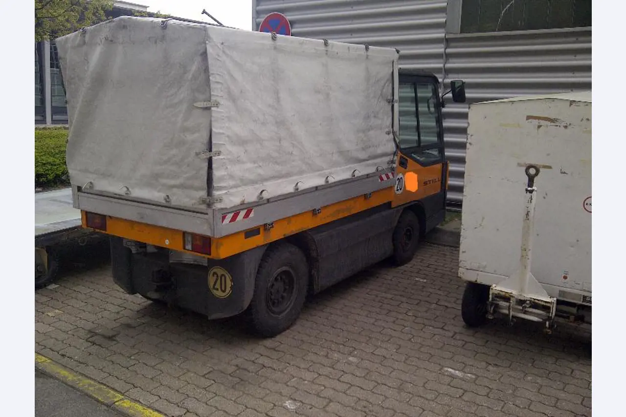 Gepflegte Flurförderfahrzeuge-1