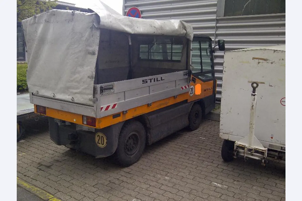 Gepflegte Flurförderfahrzeuge-2