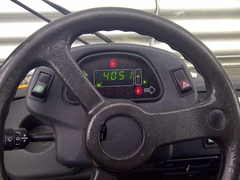 Gepflegte Flurförderfahrzeuge-6