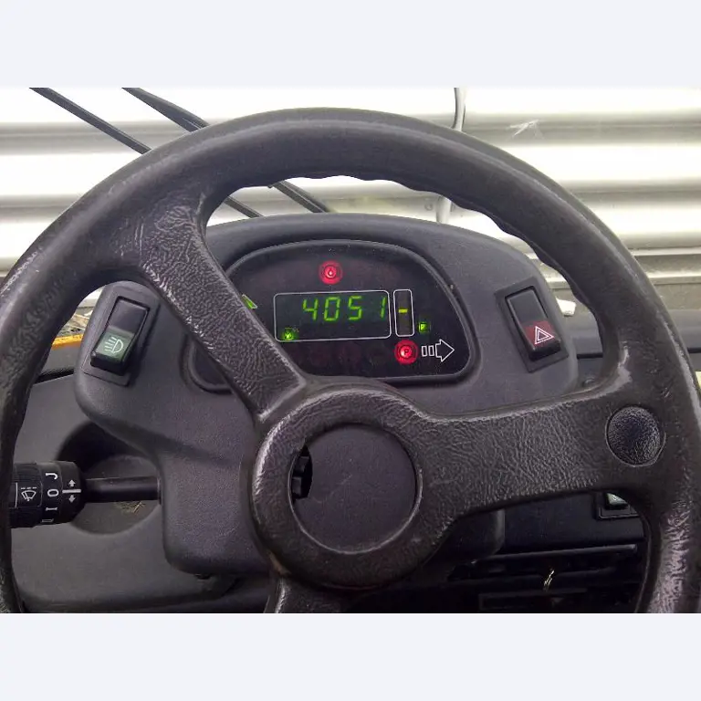 Gepflegte Flurförderfahrzeuge-6