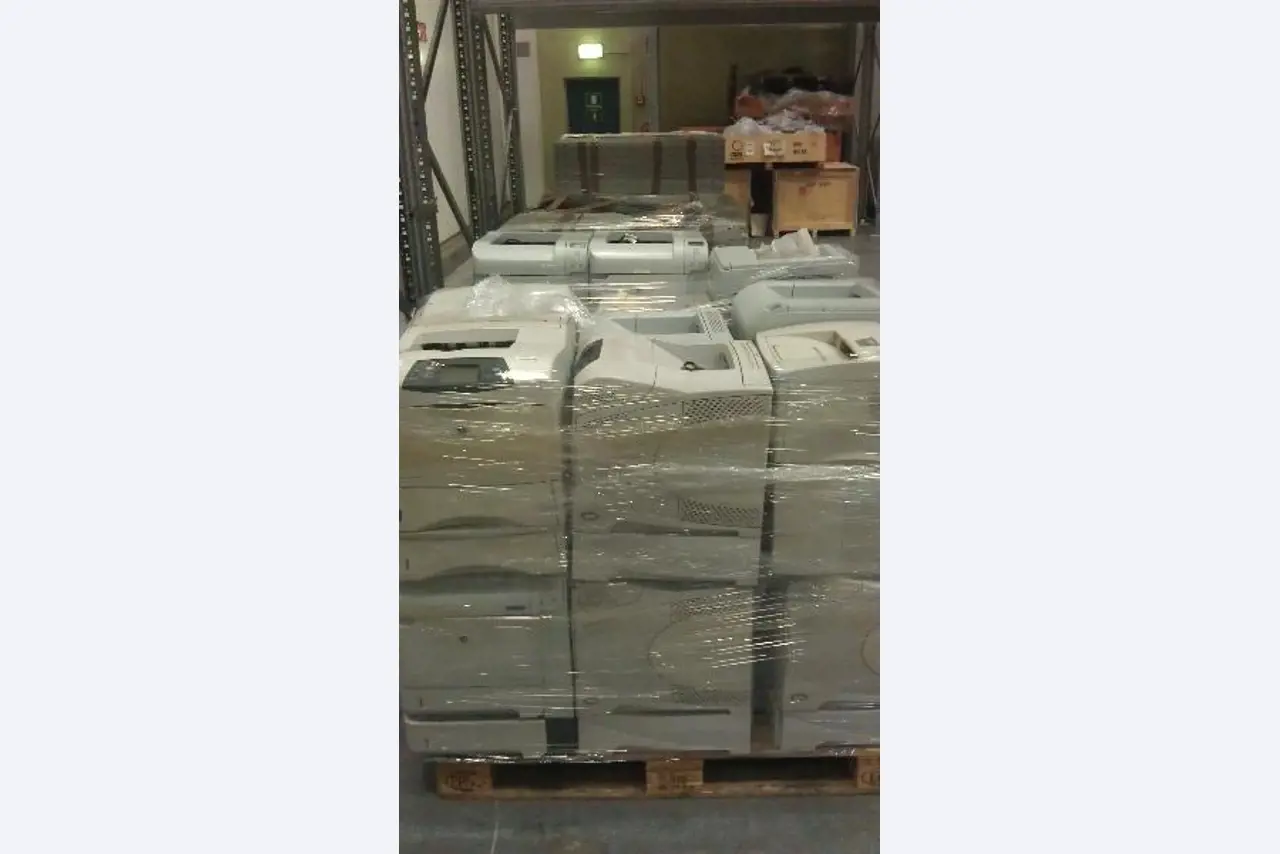 Gepflegte Flurförderfahrzeuge-1