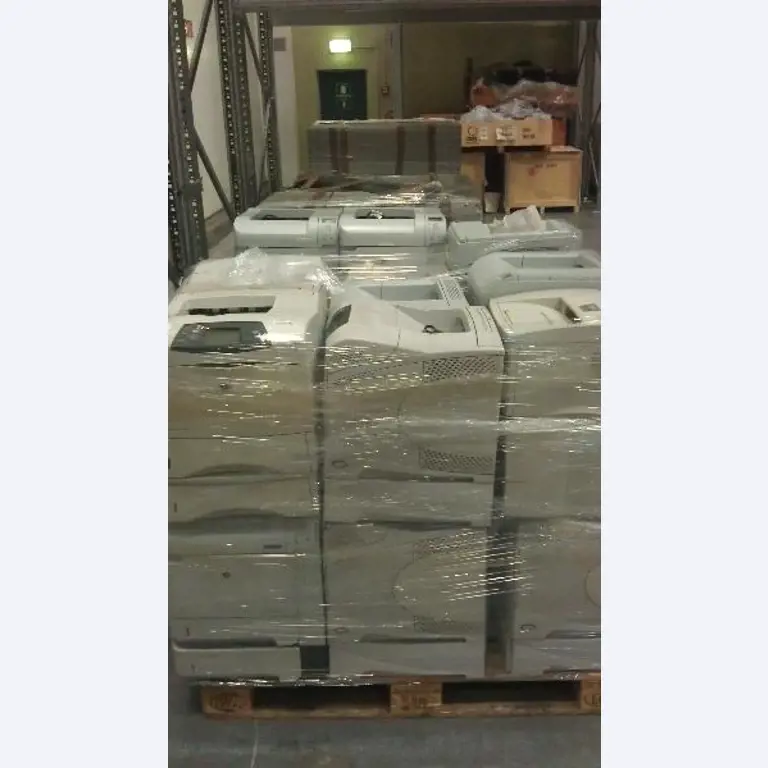 Gepflegte Flurförderfahrzeuge-1