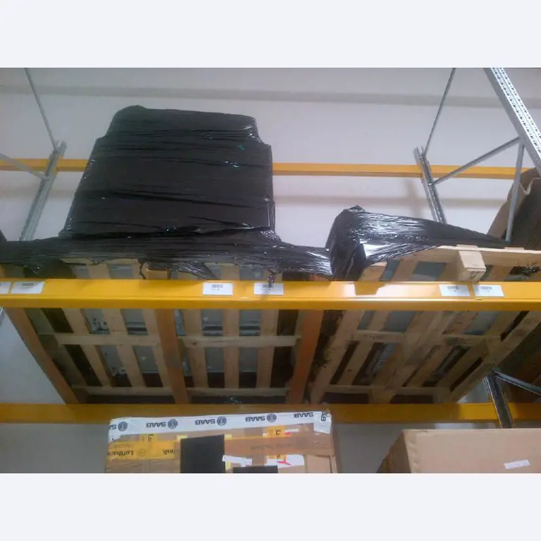 Gepflegte Flurförderfahrzeuge-1