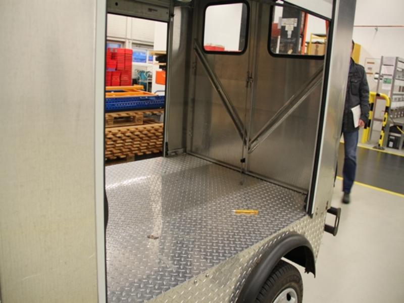 Gepflegte Flurförderfahrzeuge-6