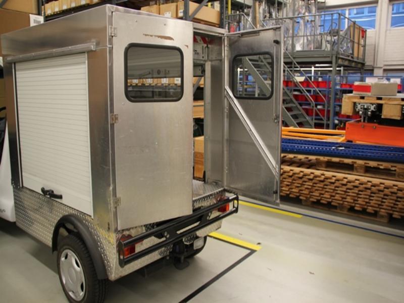 Gepflegte Flurförderfahrzeuge-11