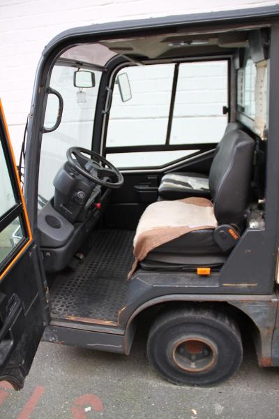 Gepflegte Flurförderfahrzeuge-8