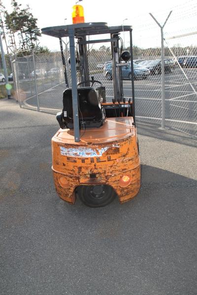 Gepflegte Flurförderfahrzeuge-4