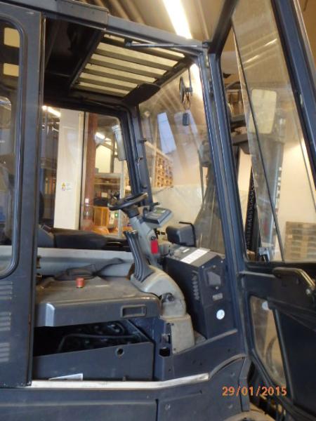 Gepflegte Flurförderfahrzeuge-7