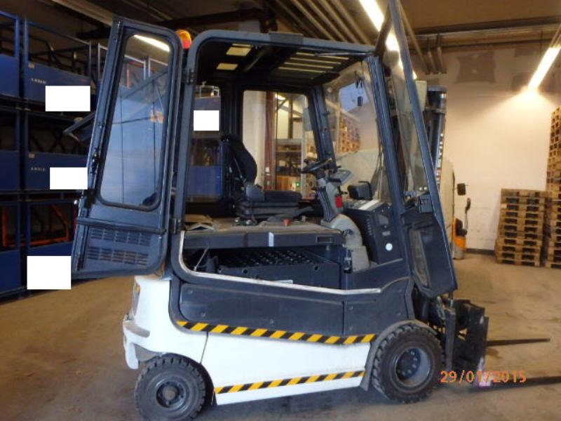 Gepflegte Flurförderfahrzeuge-3