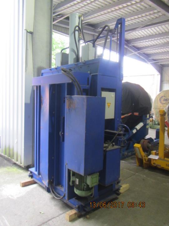 Gepflegte Flurförderfahrzeuge-7