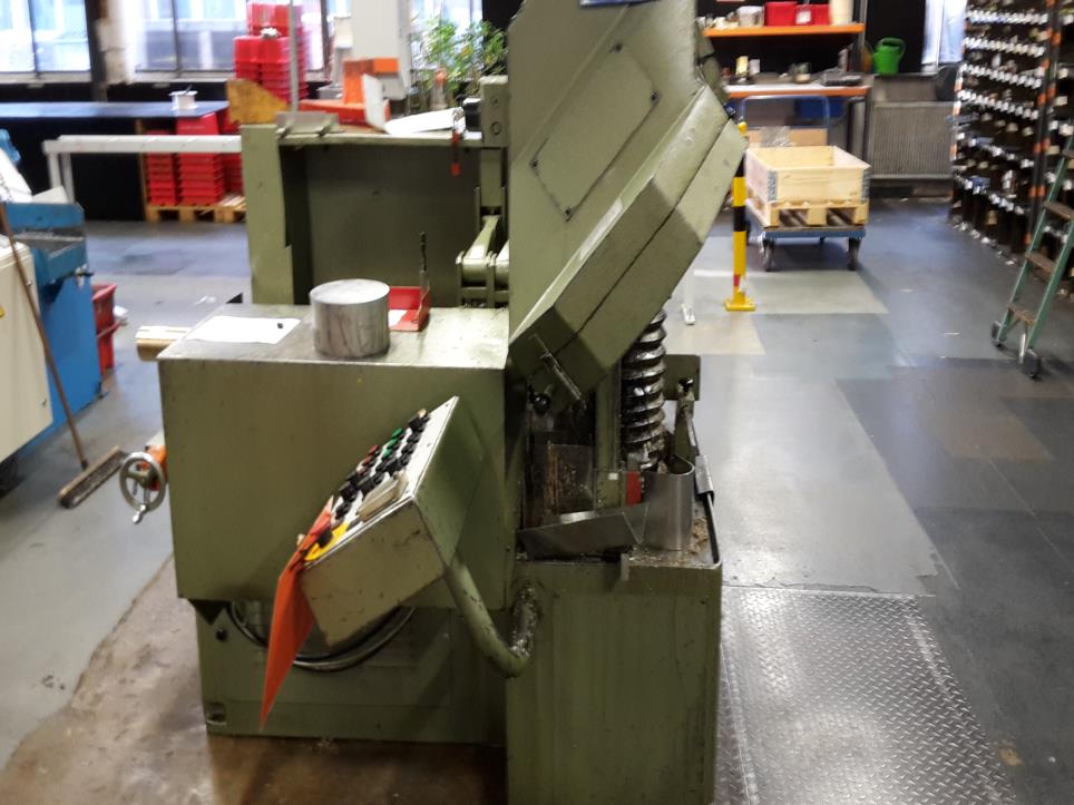 Gepflegte Flurförderfahrzeuge-4