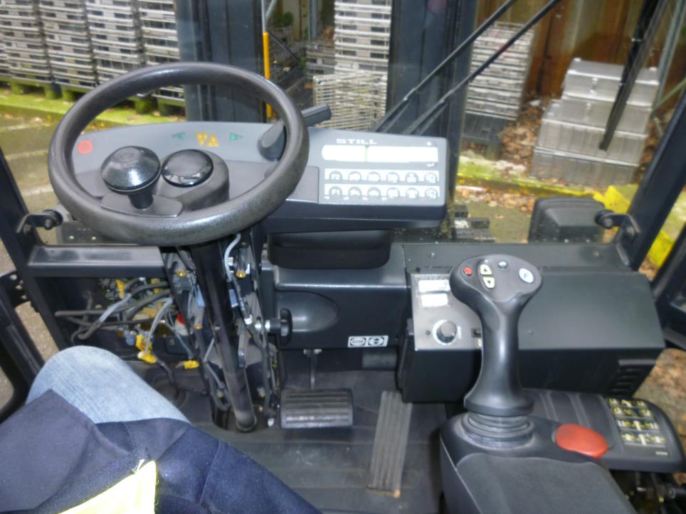 Gepflegte Flurförderfahrzeuge-5