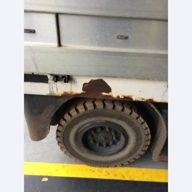 Gepflegte Flurförderfahrzeuge-5