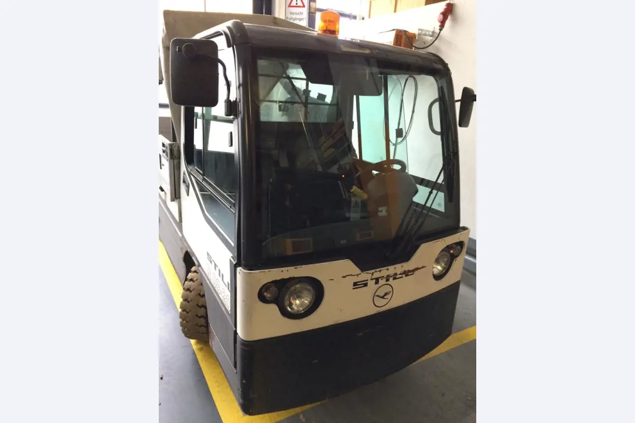 Gepflegte Flurförderfahrzeuge-2