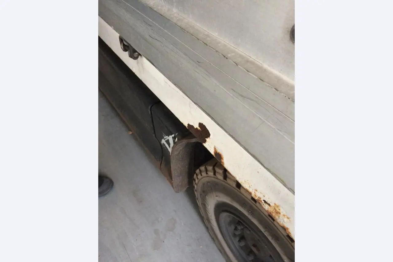 Gepflegte Flurförderfahrzeuge-7