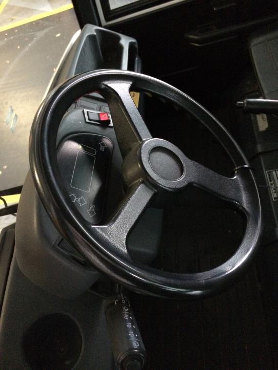 Gepflegte Flurförderfahrzeuge-10