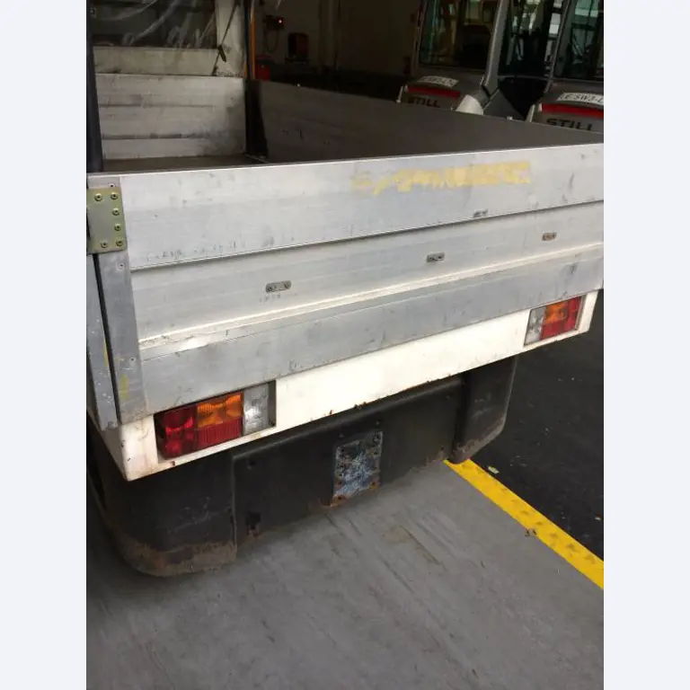 Gepflegte Flurförderfahrzeuge-3