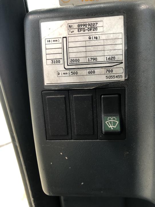 Gepflegte Flurförderfahrzeuge-7