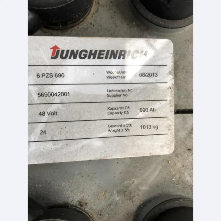 Gepflegte Flurförderfahrzeuge-5