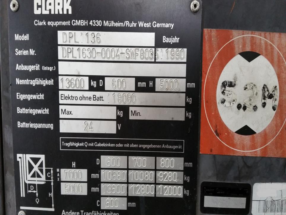 Gepflegte Flurförderfahrzeuge-5