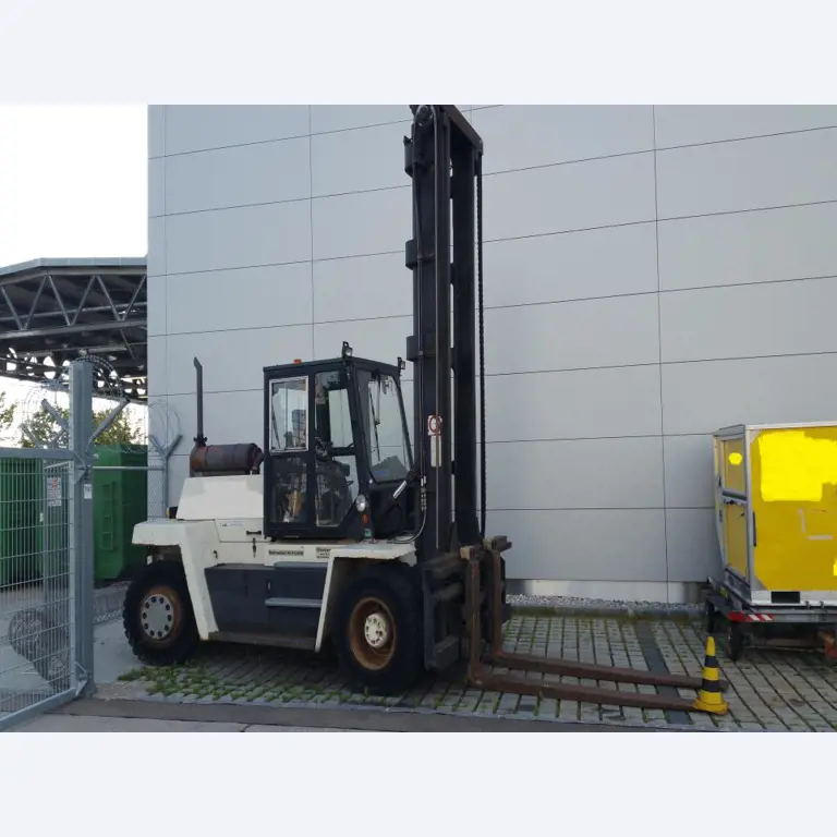 Gepflegte Flurförderfahrzeuge-2