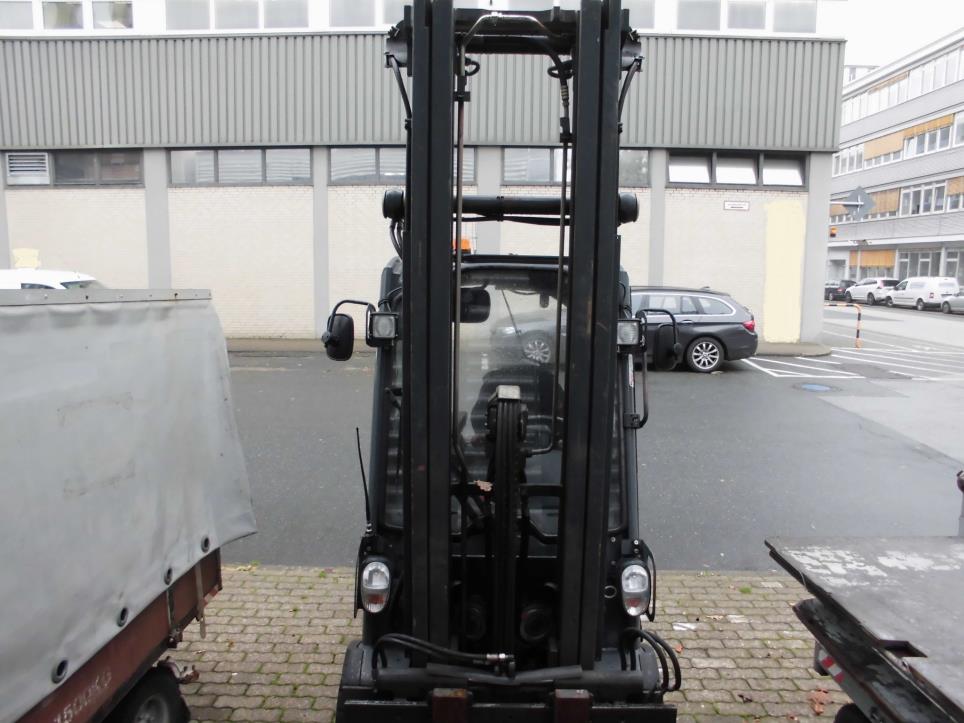 Gepflegte Flurförderfahrzeuge-4