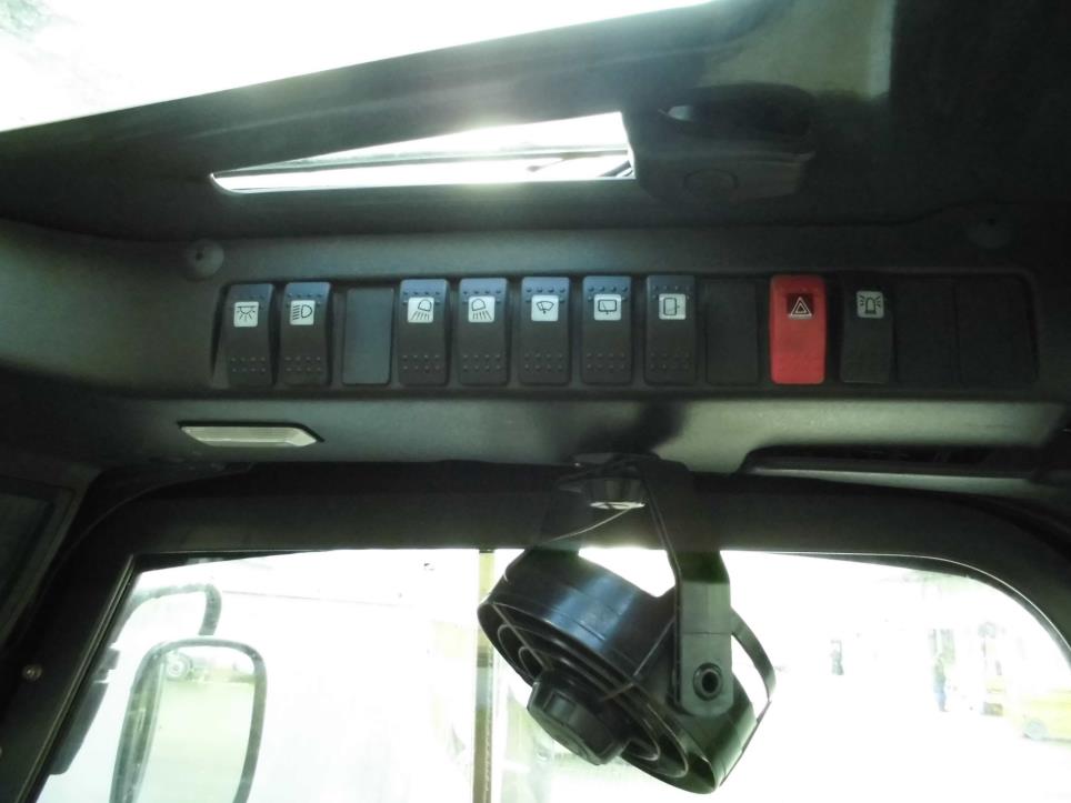 Gepflegte Flurförderfahrzeuge-9