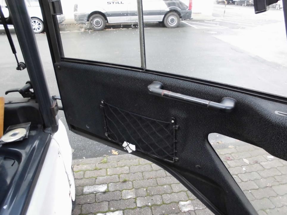 Gepflegte Flurförderfahrzeuge-11