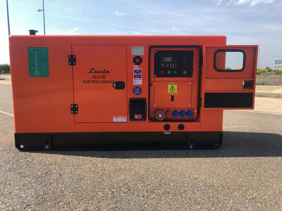 Mini excavators and generators, LUCLA -6