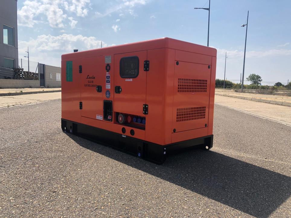 Mini excavators and generators, LUCLA -8