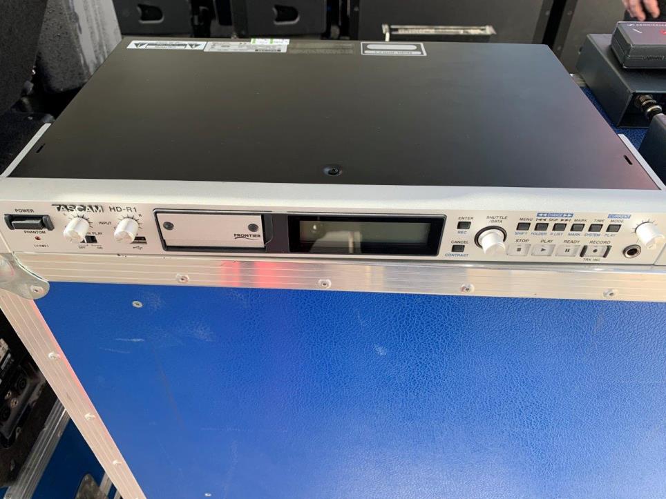 Matériel d'exploitation et de bureau-21