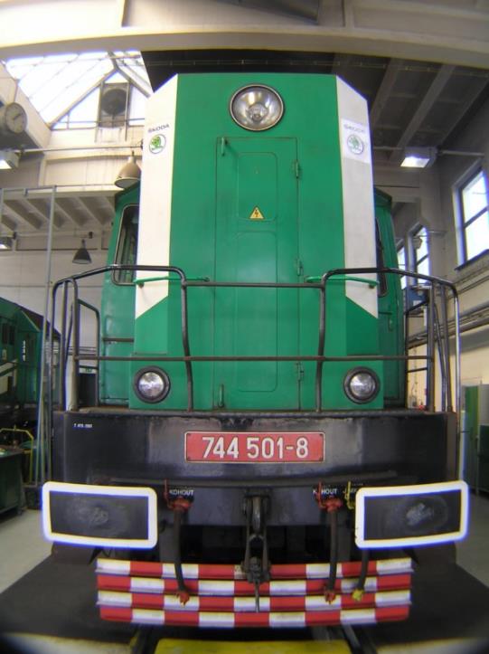3 locomotives -1