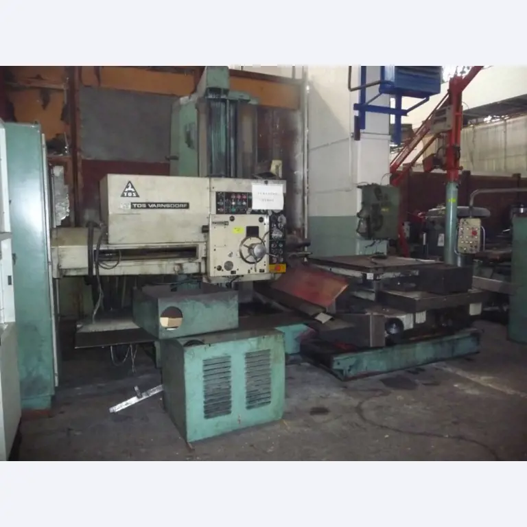 2 CNC Bearbeitungszentren-1