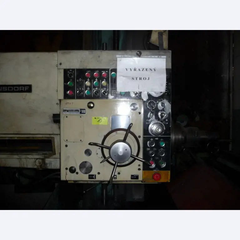 2 CNC Bearbeitungszentren-4