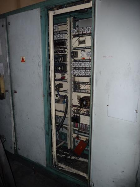 2 CNC machining center-6