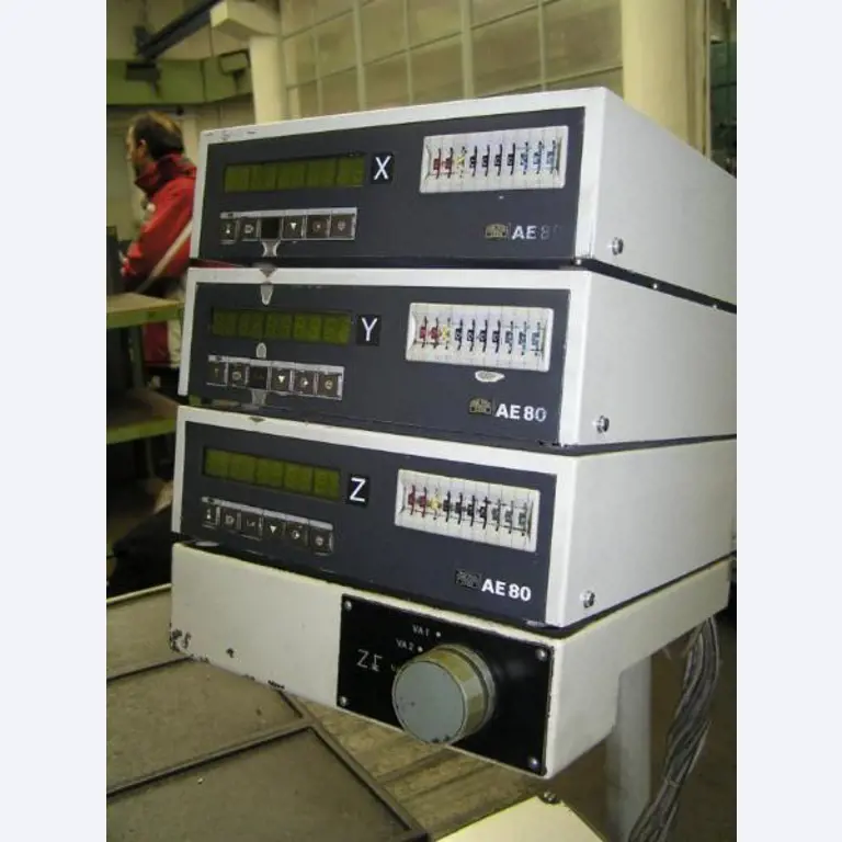 2 CNC bewerkingscentrums-5