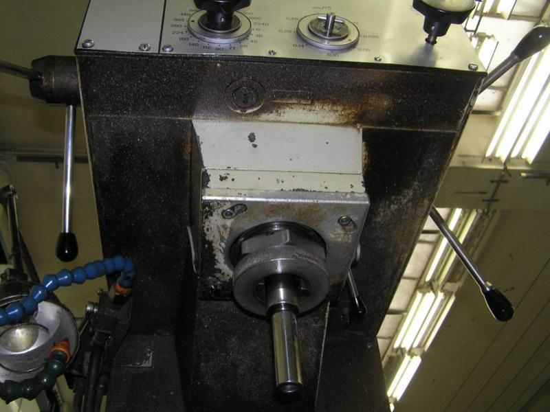 2 CNC machining center-8