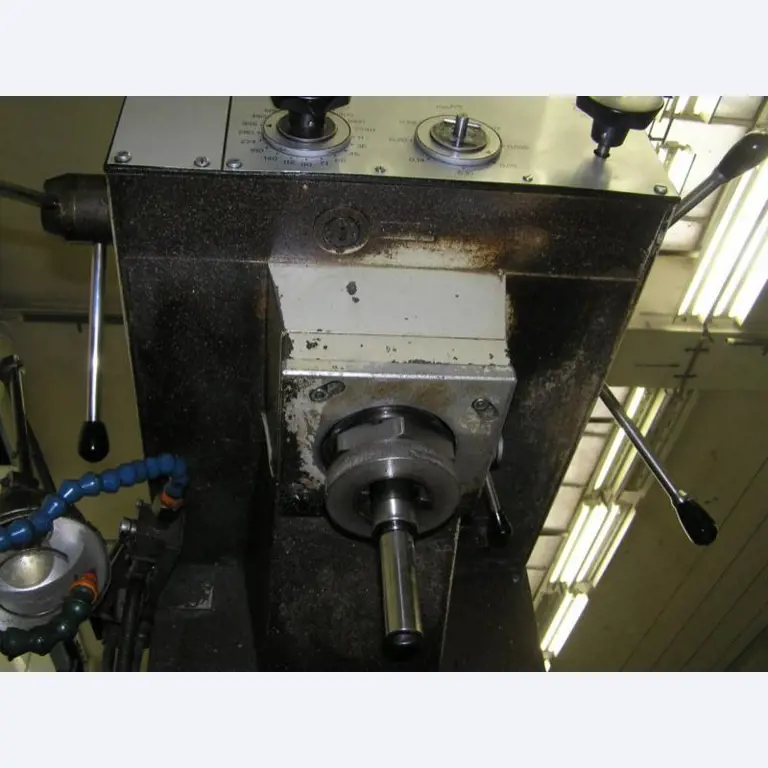 2 CNC bewerkingscentrums-8