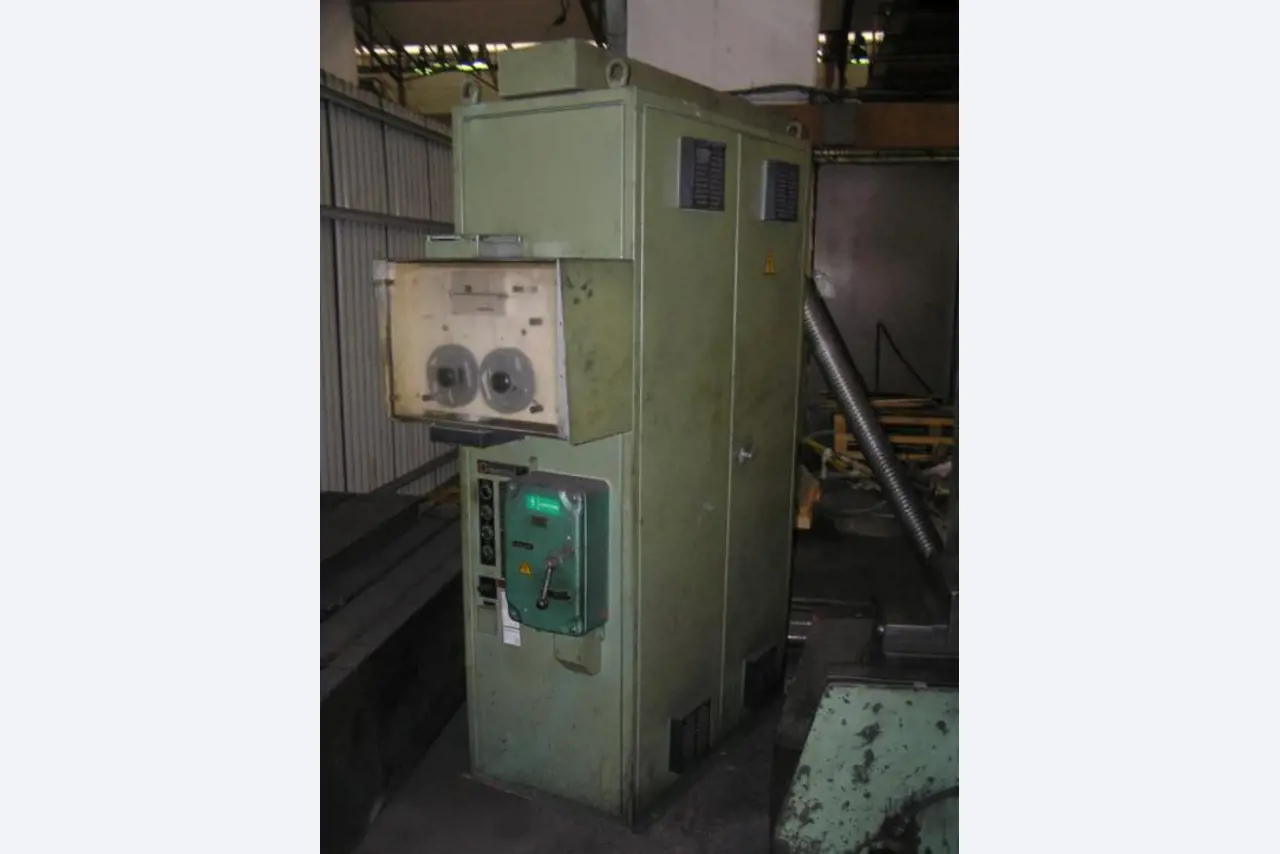 2 CNC Bearbeitungszentren-5