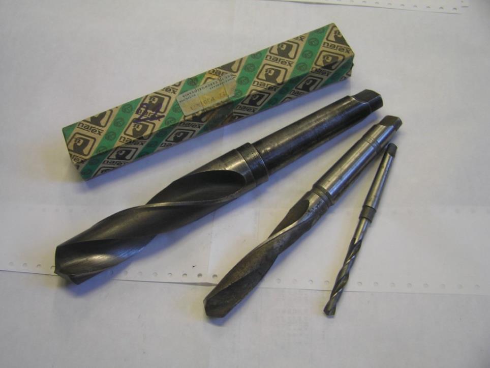 2 CNC Bearbeitungszentren-2