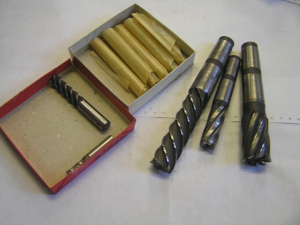 2 CNC Bearbeitungszentren-2