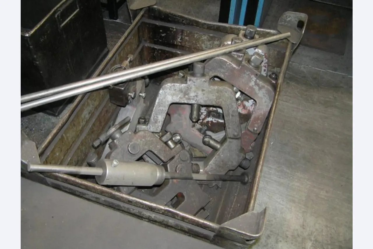 2 CNC Bearbeitungszentren-5