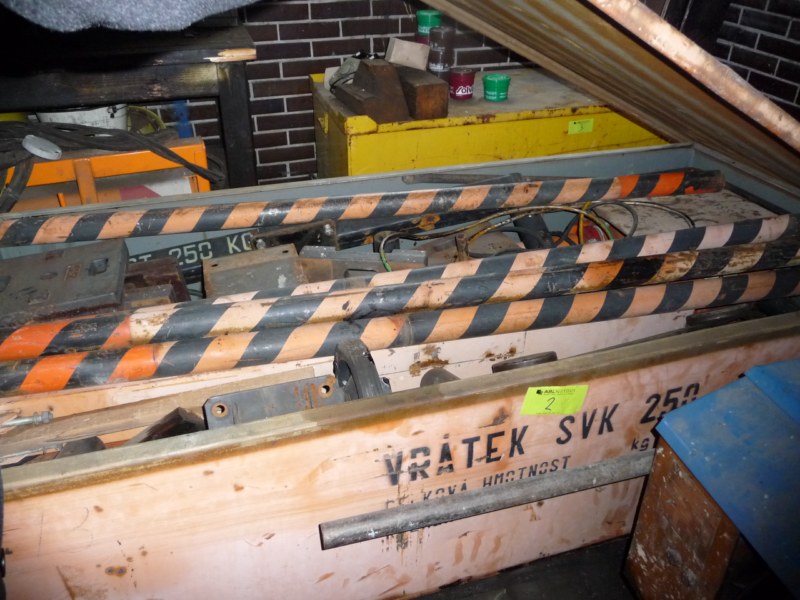 2 obrábecí centra-1