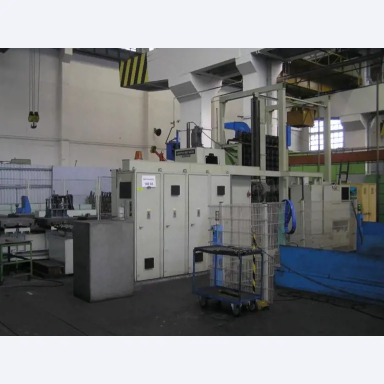 2 CNC Bearbeitungszentren-1