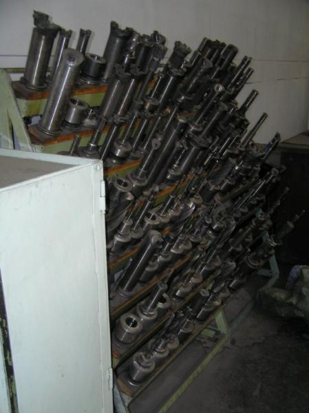 2 CNC machining center-2