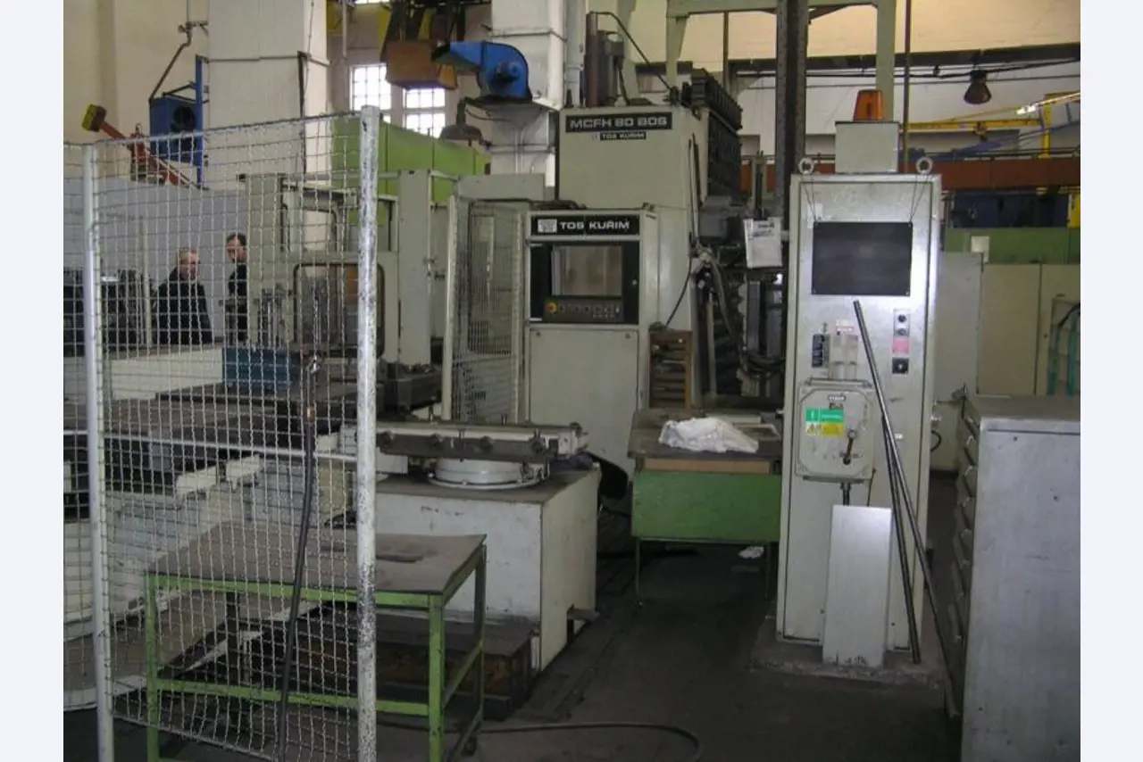 2 CNC Bearbeitungszentren-3